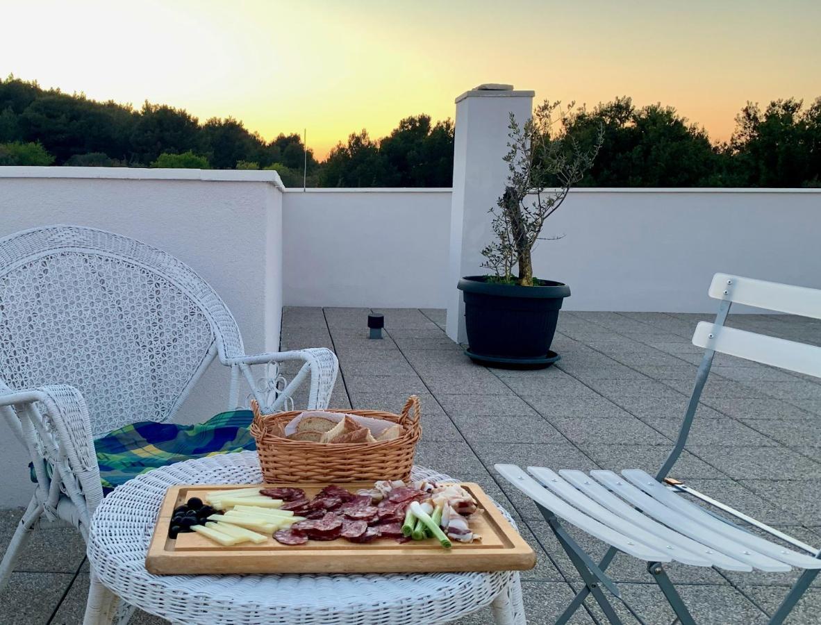 Miabella Resort Drage Buitenkant foto